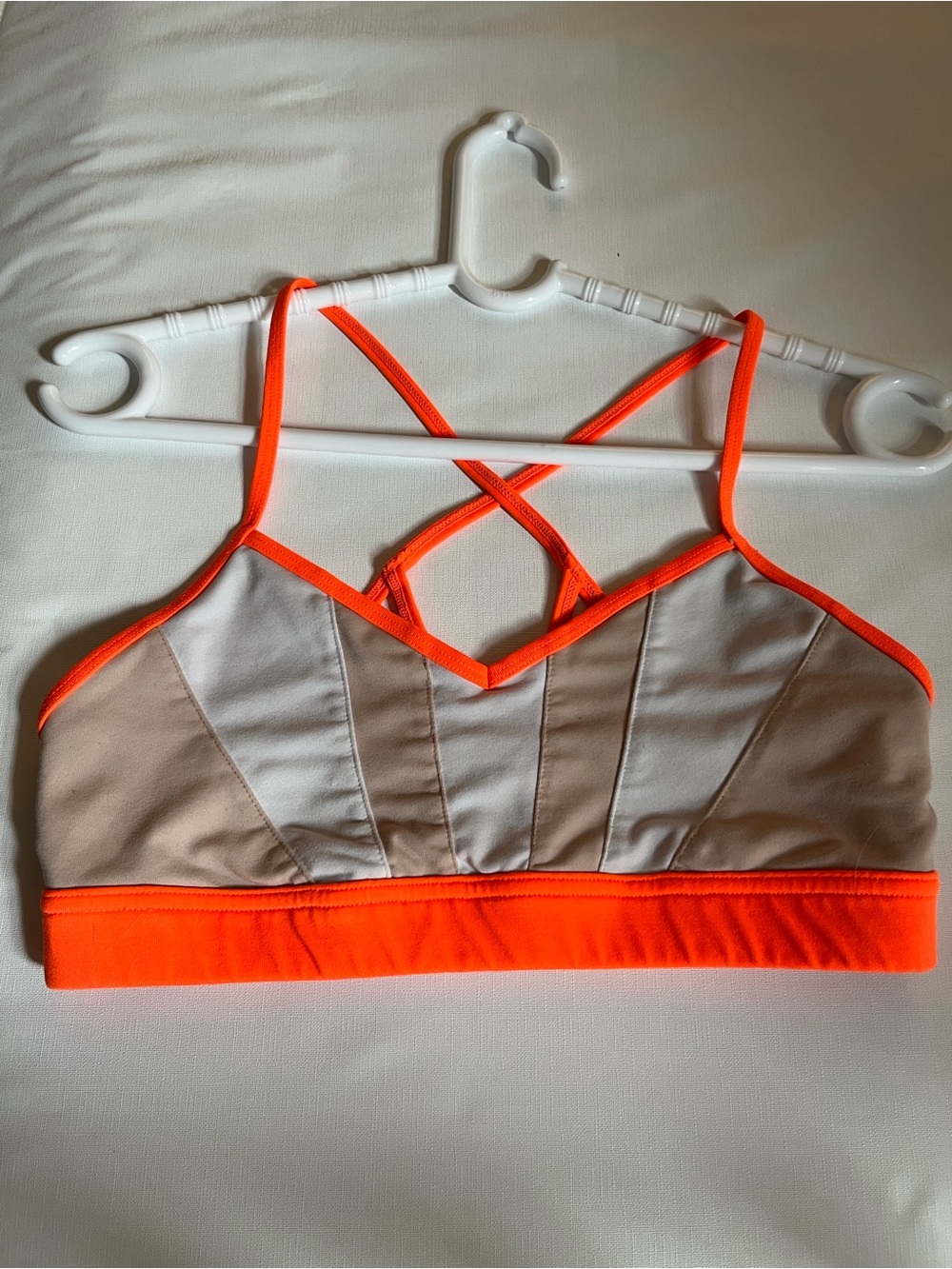 ALO Yoga Neon Orange-Trim Beige & Light Gray Strappy Sports Bra